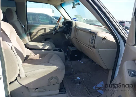 2006 GMC Sierra 1500 Sl z USA, uszkodzony, nr VIN 2GTEC19V961107899